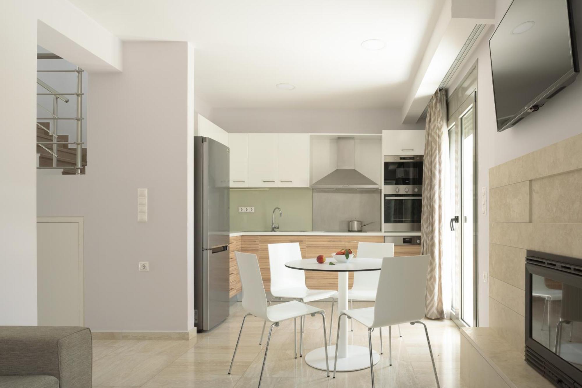 Eco Villa, A Perfect Escape Close To The Beach, By Thinkvilla Maroulas Bagian luar foto